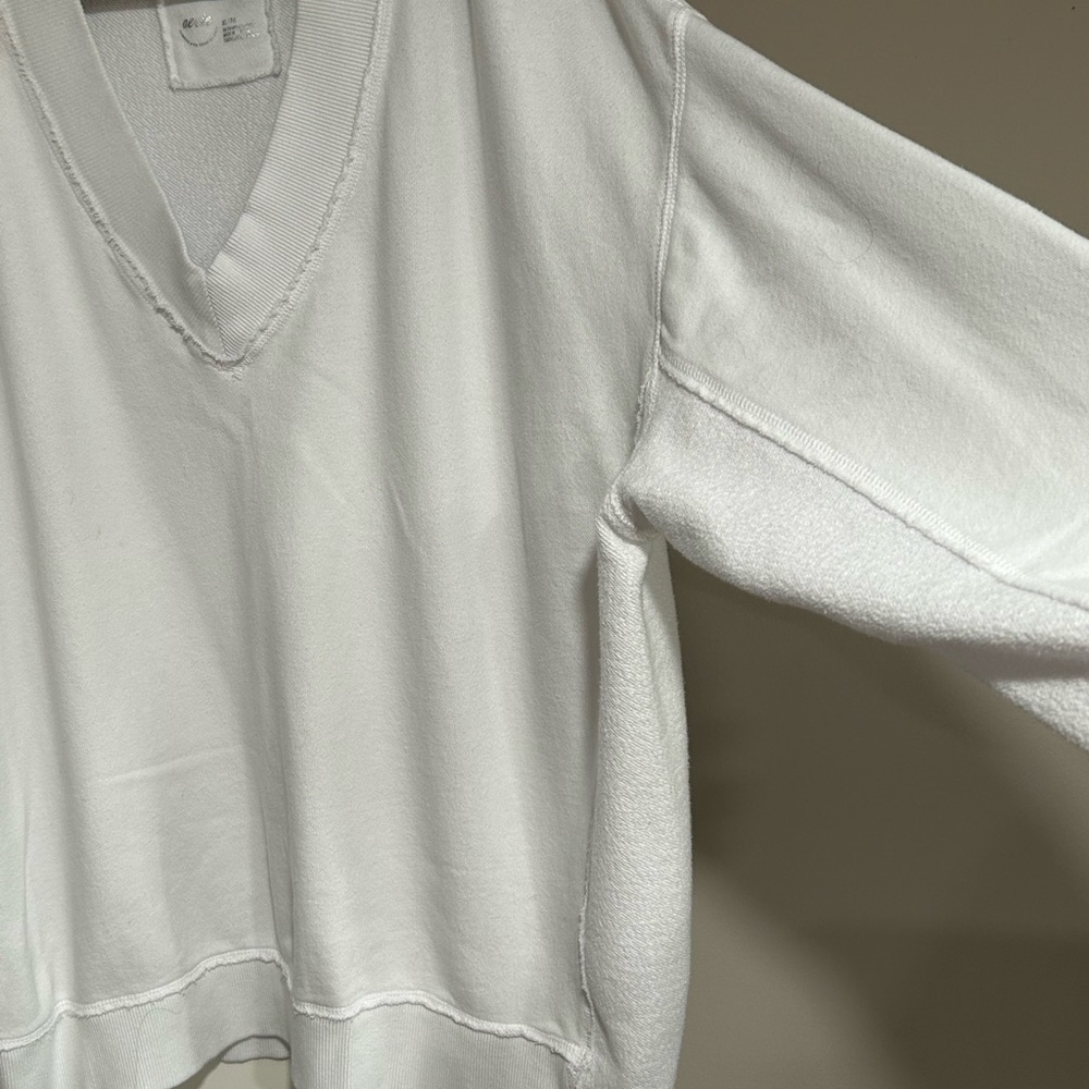 Aerie White V-Neck Sweater XL - Picture 3 of 9